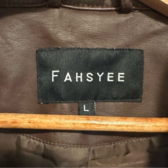 Fahsyee Women's Brown Faux Leather Moto Jacket Size Large - Picture 2 of 9